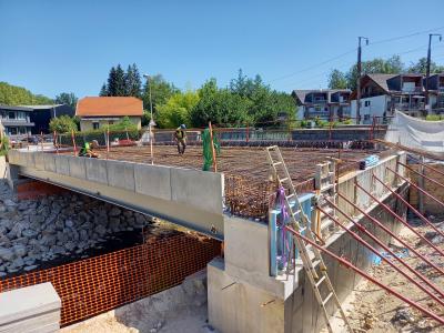 Construction d'un pont sur la Deysse
